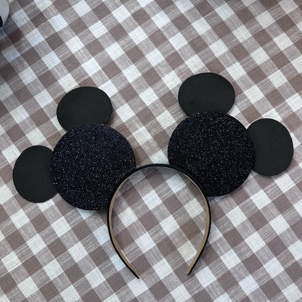 Disney Mickey Mouse Ears - Picture 2 of 3